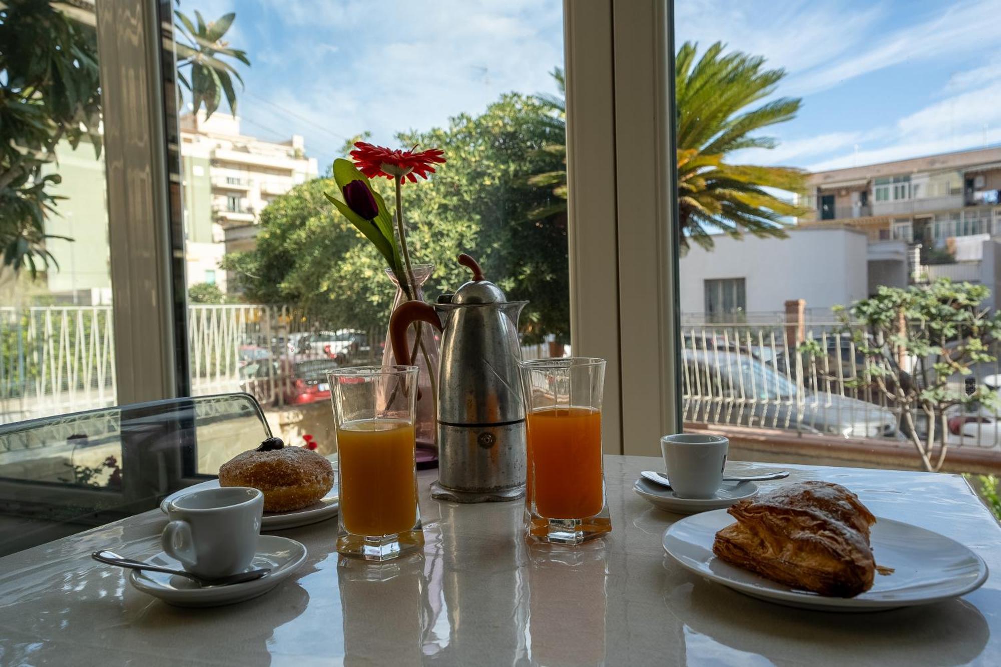 Cumpari Turiddu Acomodação com café da manhã  3*